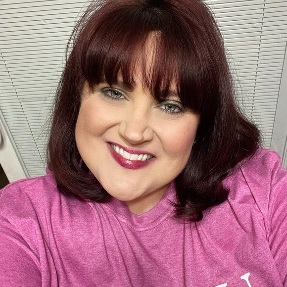 Meet your Posher, Shannon - Picture 1 of 1